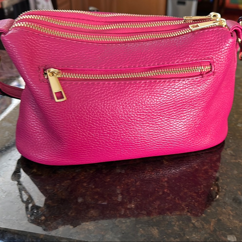 Elegant Pink Leather Crossbody Bag
